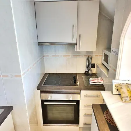 Skol 706 Lovely 2 Bedroom For Rent In Skol Apartamento