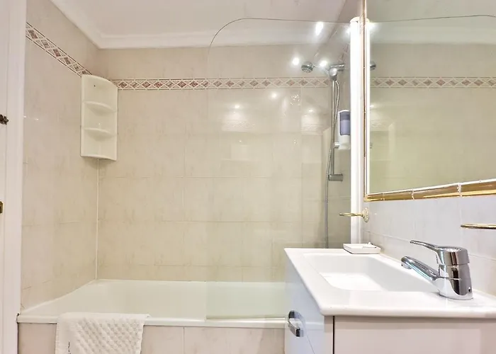 Skol 706 Lovely 2 Bedroom For Rent In Skol מארבלה