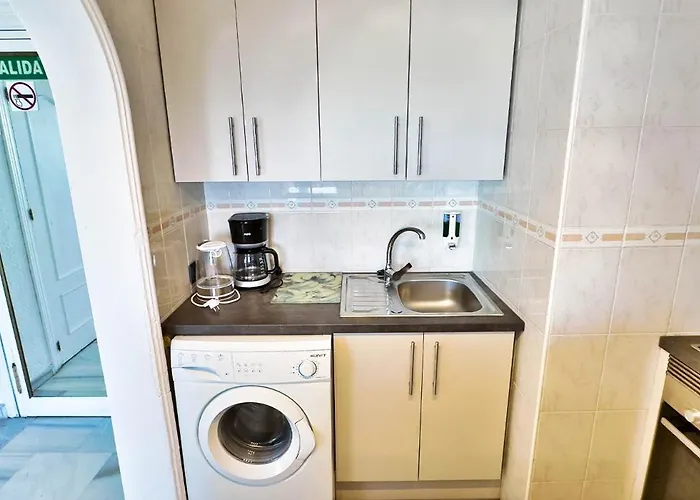 Skol 706 Lovely 2 Bedroom For Rent In Skol דירה מארבלה