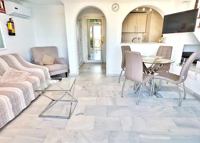 דירה Skol 706 Lovely 2 Bedroom For Rent In Skol מארבלה